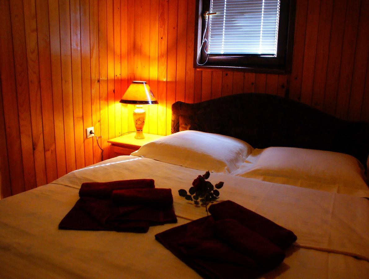Hotel Ravnjak Dobrilovina Habitación foto