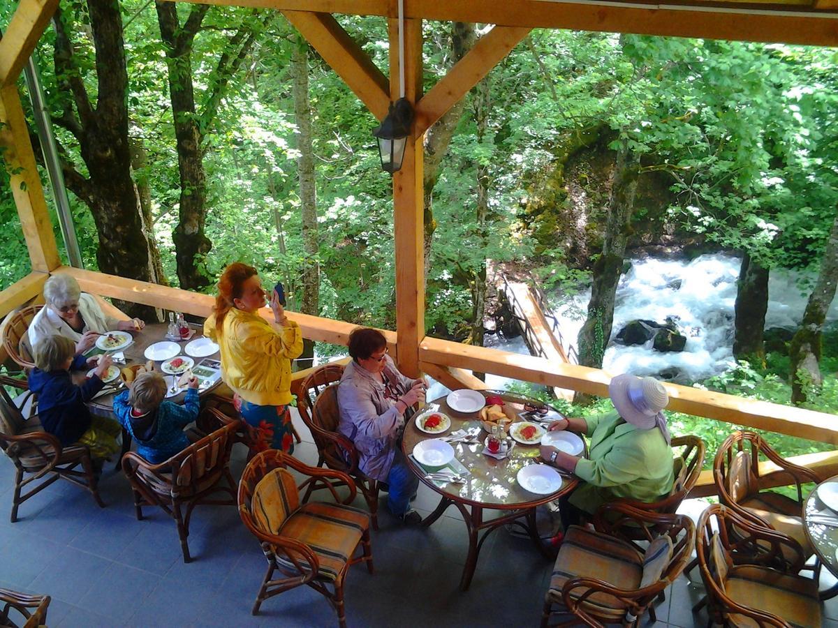 Hotel Ravnjak Dobrilovina Exterior foto